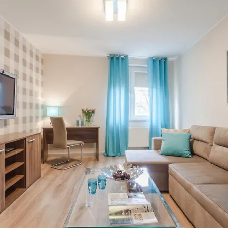 Absynt Wierzbowa Hotel *